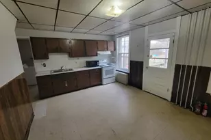 23 King St, Pottstown, PA 19464 - Photo 2