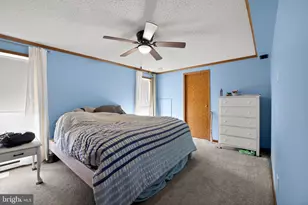 14 Holiday Ave, Hatfield, PA 19440 - Photo 6