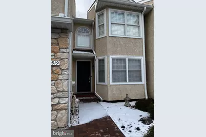 919 Jamie Court, Blue Bell, PA 19422 - Photo 2