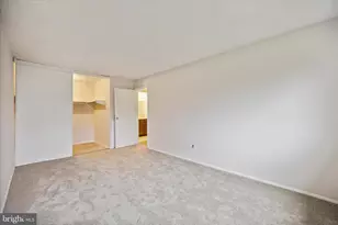 108 Continental Dr, Harleysville, PA 19438 - Photo 12