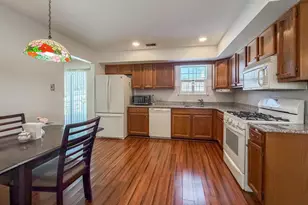 3326 E Hayes Rd, Norristown, PA 19403 - Photo 16