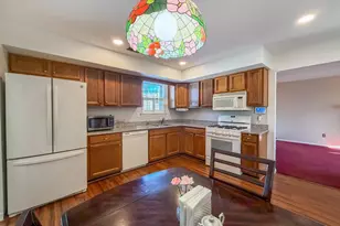 3326 E Hayes Rd, Norristown, PA 19403 - Photo 16