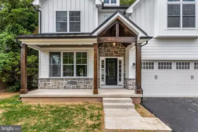 706 Clover Lane, Plymouth Meeting, PA 19462 - Photo 2