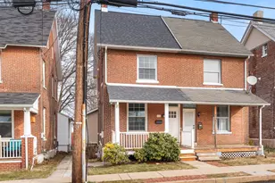 135 Penn St, Lansdale, PA 19446 - Photo 2