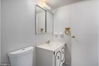 666 W Germantown Pike #1319, Plymouth Meeting, PA 19462 - Photo 16