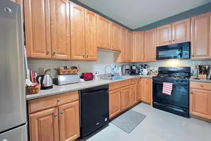 668 Greycliffe Ln, Lower Gwynedd, PA 19002 - Photo 10