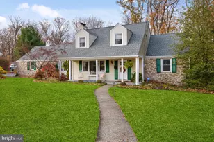 2660 Terwood Hill Dr, Willow Grove, PA 19090 - Photo 4