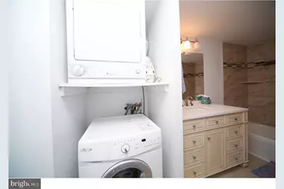 666 W Germantown Pike #1620, Plymouth Meeting, PA 19462 - Photo 16