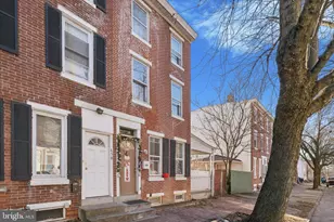 648 Astor St, Norristown, PA 19401 - Photo 1