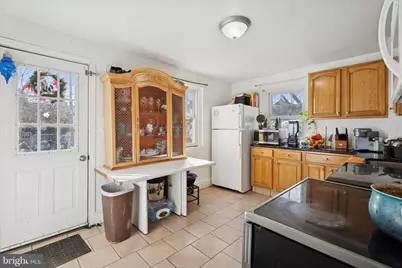 648 Astor Street, Norristown, PA 19401 - Photo 6