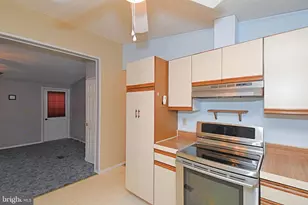 734 Aspen Cir, Red Hill, PA 18076 - Photo 14