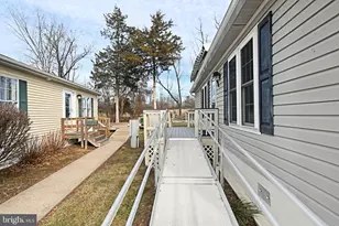 734 Aspen Cir, Red Hill, PA 18076 - Photo 32