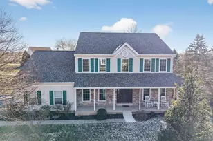 110 Persimmon Dr, Collegeville, PA 19426 - Photo 2