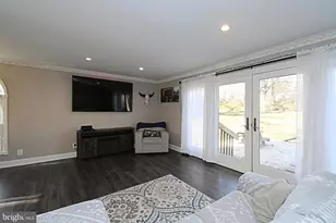 2360 N Parkview Dr, Norristown, PA 19403 - Photo 26