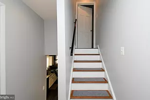 2360 N Parkview Dr, Norristown, PA 19403 - Photo 34