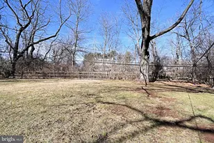 2360 N Parkview Dr, Norristown, PA 19403 - Photo 70