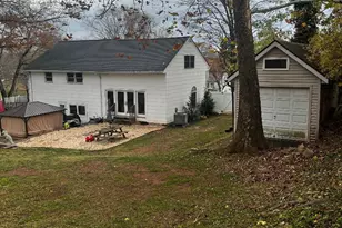 2360 N Parkview Dr, Norristown, PA 19403 - Photo 2