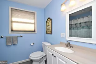 2360 N Parkview Dr, Norristown, PA 19403 - Photo 54