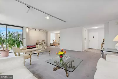 666 W Germantown Pike #2101, Plymouth Meeting, PA 19462 - Photo 10