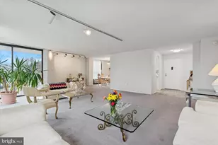 666 W Germantown Pike, Plymouth Meeting, PA 19462 - Photo 10