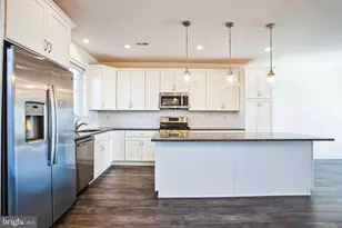 152 Everleigh Dr, Royersford, PA 19468 - Photo 4