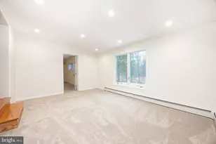 5816 Upper Ridge Rd, Pennsburg, PA 18073 - Photo 8