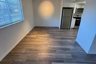 29 Poplar St, Hatfield, PA 19440 - Photo 2