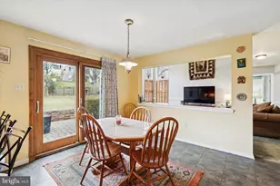 14 Villa Dr, Ambler, PA 19002 - Photo 18