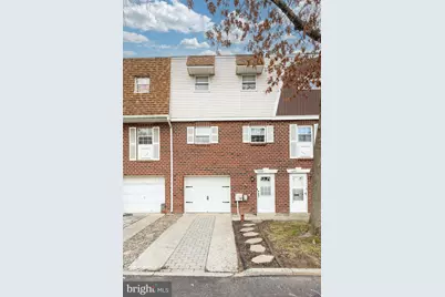 1055 Village Lane, Pottstown, PA 19464 - Photo 2