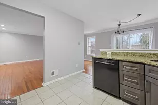 306 Manor Ln, King of Prussia, PA 19406 - Photo 8