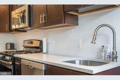 34 Maple Street, Conshohocken, PA 19428 - Photo 10