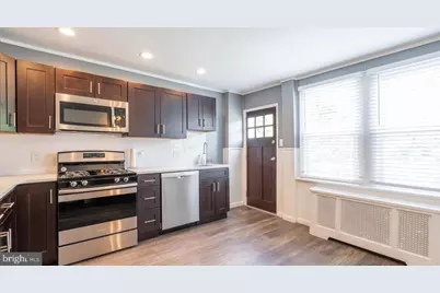 34 Maple Street, Conshohocken, PA 19428 - Photo 8