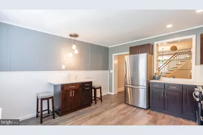 34 Maple Street, Conshohocken, PA 19428 - Photo 6