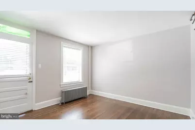 34 Maple Street, Conshohocken, PA 19428 - Photo 2