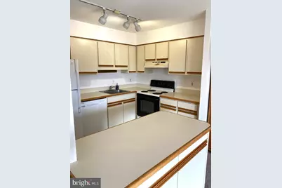 1509 Whitpain Hills Pike #1509, Blue Bell, PA 19422 - Photo 4