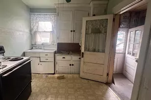 212 East St, Pottstown, PA 19464 - Photo 4