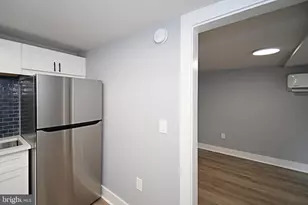 20 S Hanover St, Pottstown, PA 19464 - Photo 16