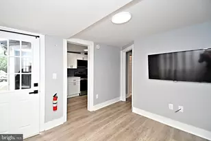 20 S Hanover St, Pottstown, PA 19464 - Photo 6