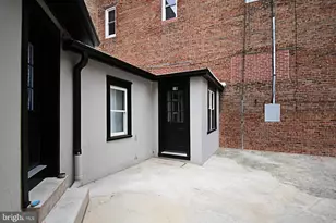 20 S Hanover St, Pottstown, PA 19464 - Photo 4