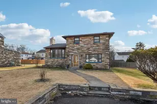 2614 Old Welsh Rd, Willow Grove, PA 19090 - Photo 2