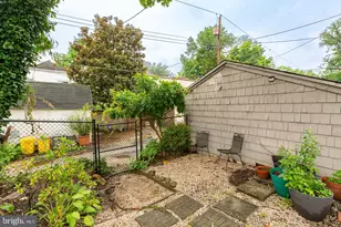 240 Henley Rd, Wynnewood, PA 19096 - Photo 28