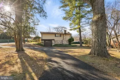1064 Irvin Road, Huntingdon Valley, PA 19006 - Photo 2