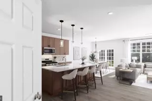 101 Alderwood Ln, Royersford, PA 19468 - Photo 2