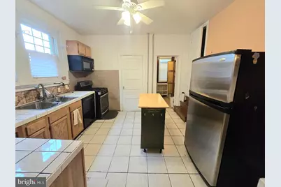 557 Hamilton Street, Norristown, PA 19401 - Photo 8