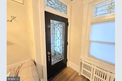 557 Hamilton Street, Norristown, PA 19401 - Photo 2