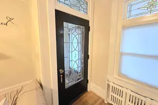 557 Hamilton St, Norristown, PA 19401 - Photo 2