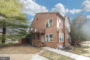 101 Honey Locust Ct, Collegeville, PA 19426 - Photo 2