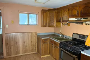 129 W 3rd Ave, Trappe, PA 19426 - Photo 6