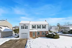 146 Hunt Dr, Horsham, PA 19044 - Photo 1