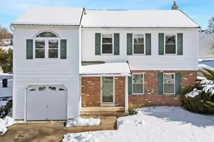 146 Hunt Dr, Horsham, PA 19044 - Photo 2